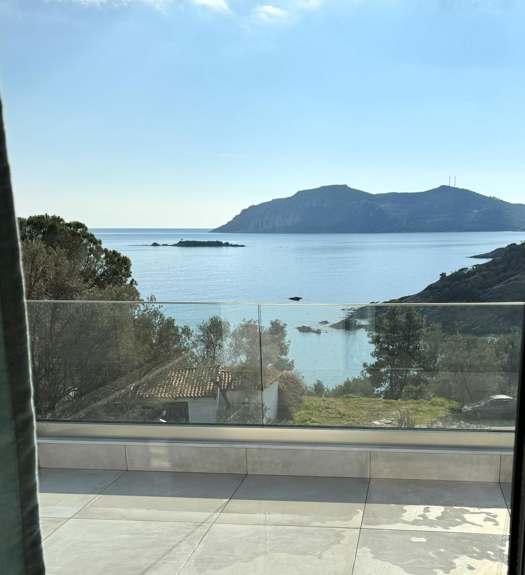 Acra Melia Apartment Palaiontsiflikion Ngoại thất bức ảnh